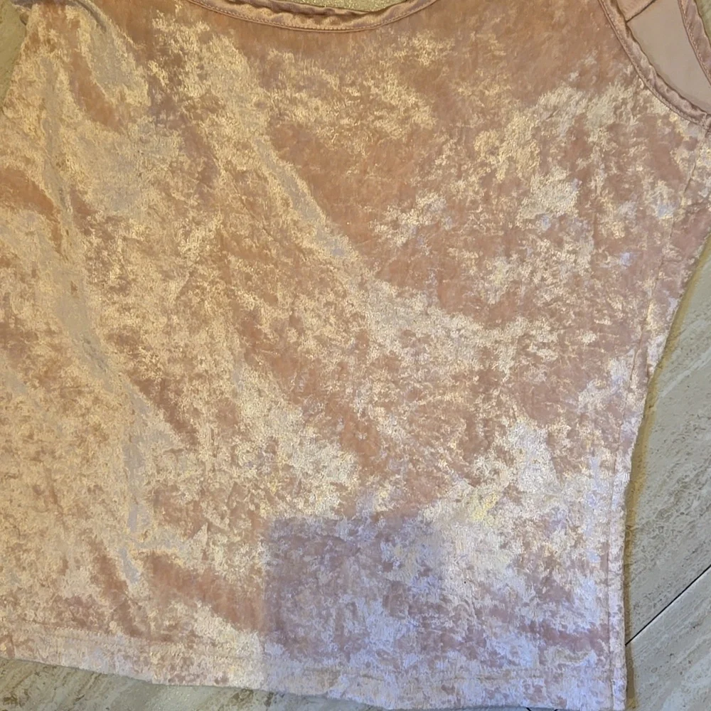 Victoria's Secret Elegant Blush Crushed Velvet/Silky Bottoms Set - Picture 9 of 9